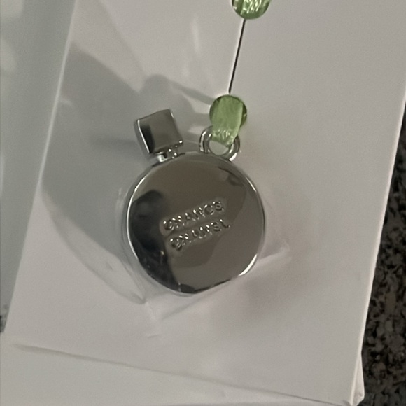 AUTHENTIC CHANEL CHANCE CHARM - Picture 4 of 4